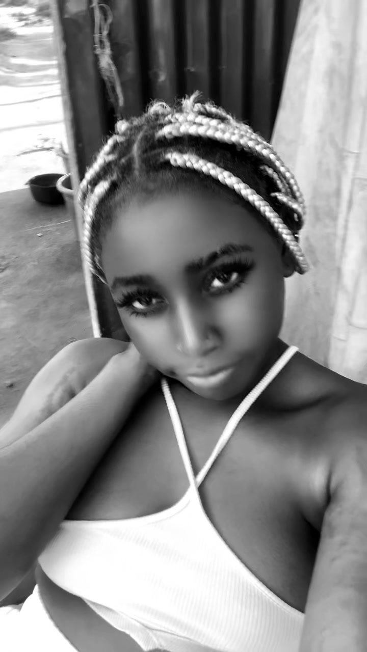 @🦋La poupou🌸