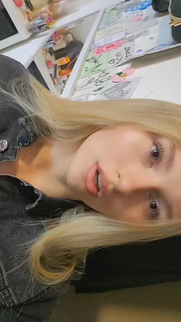 @Viktoria