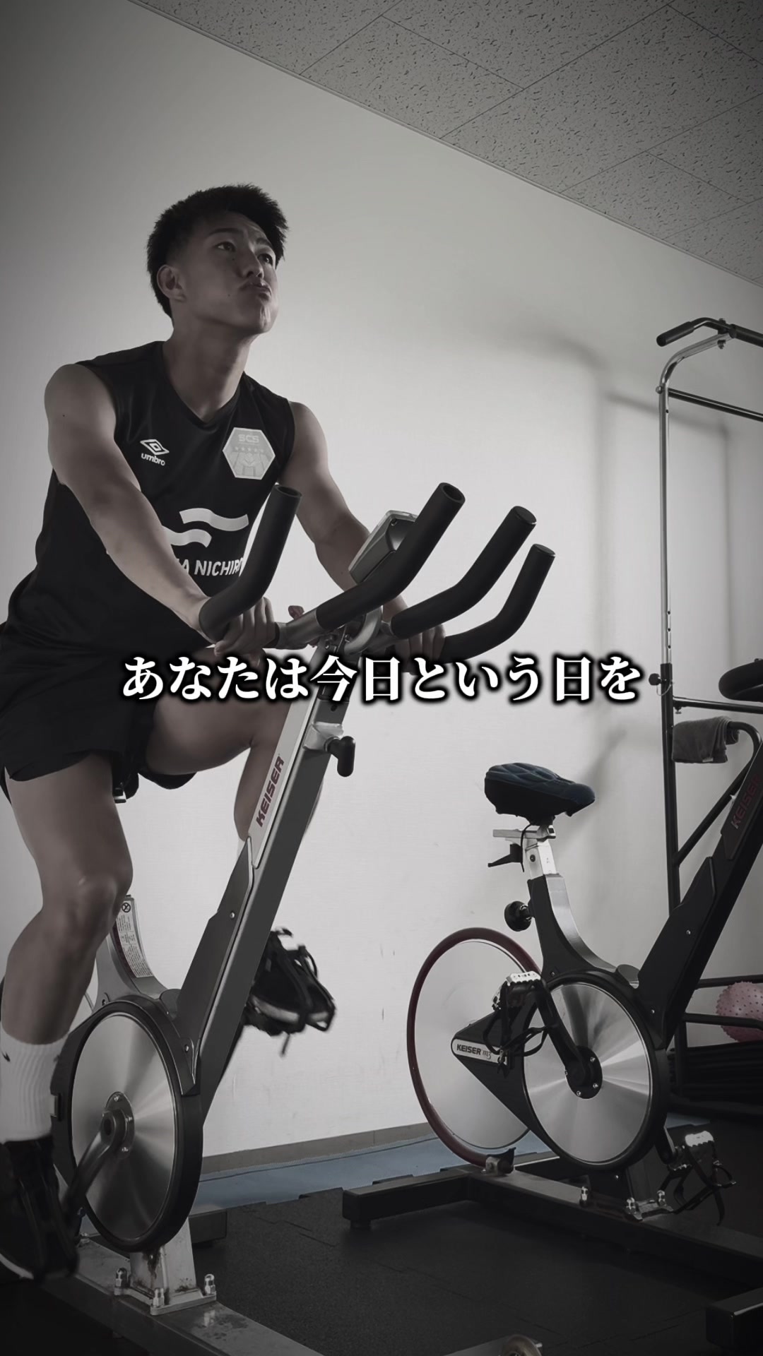 @しゃくれ大学生🗿⚽️