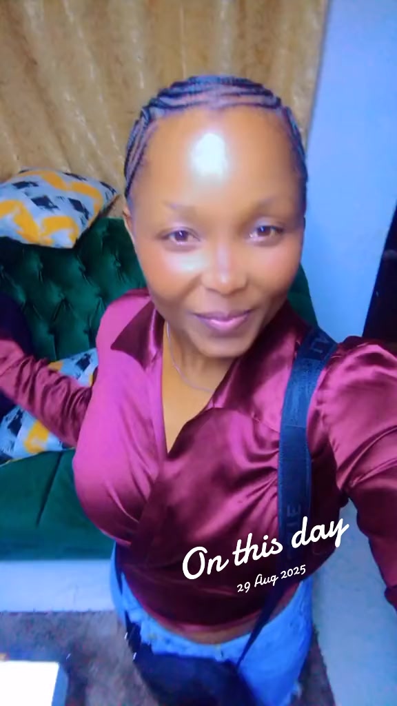 @👑🌸Wangari wa karanja 🌸