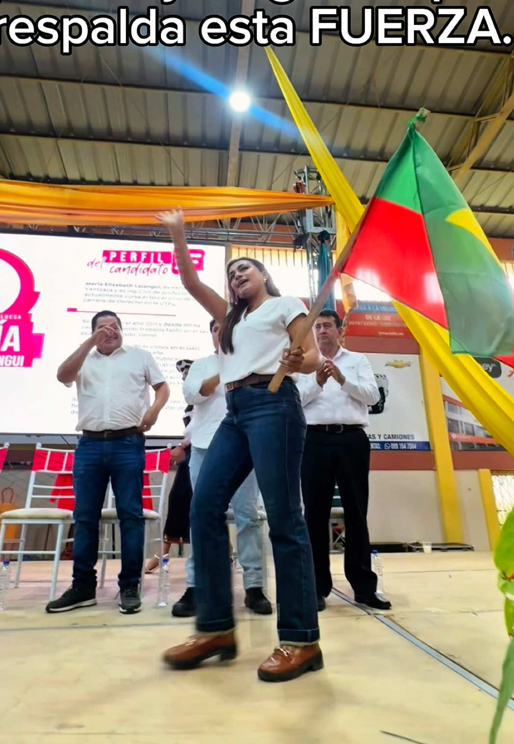 @María Lalangui Cabrera
