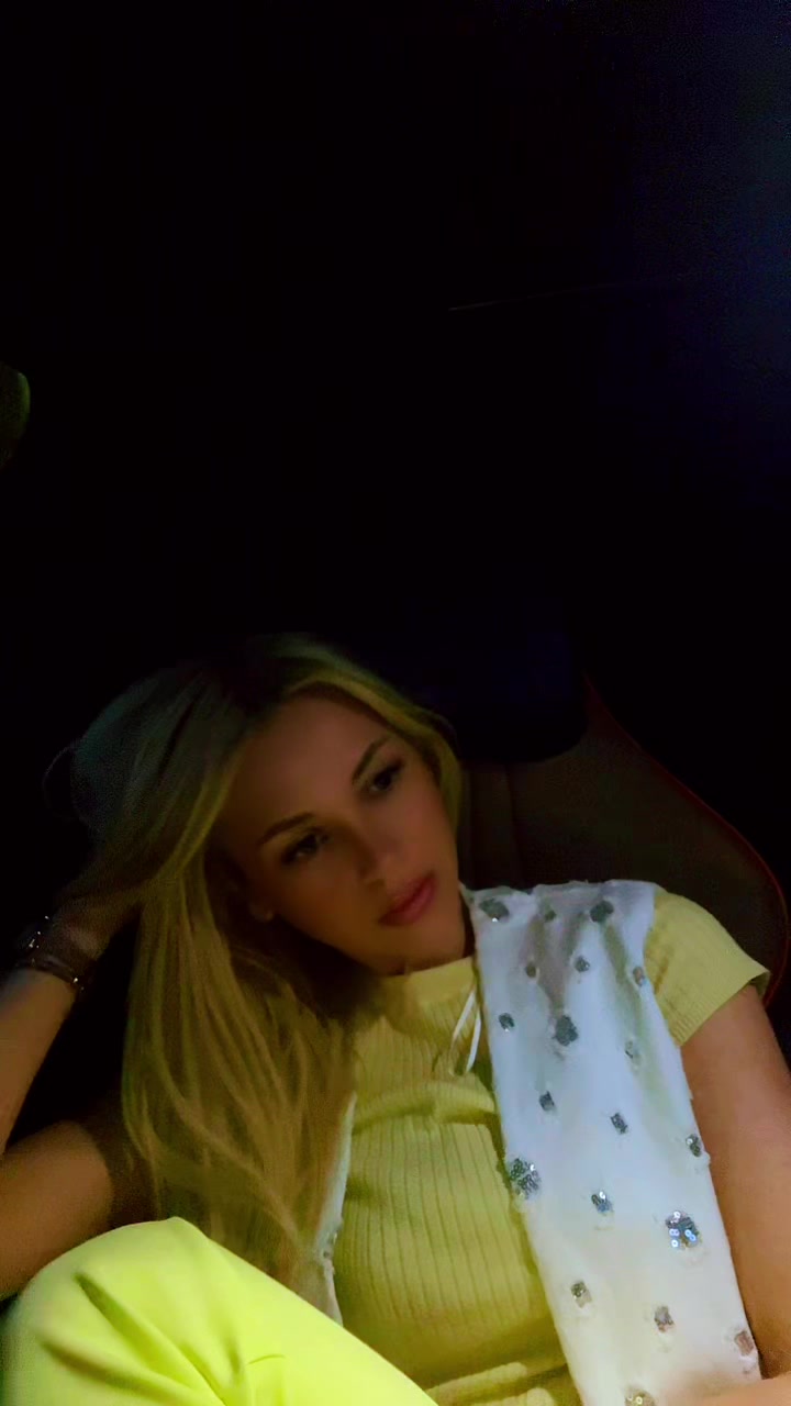 @Minzat_Victoria