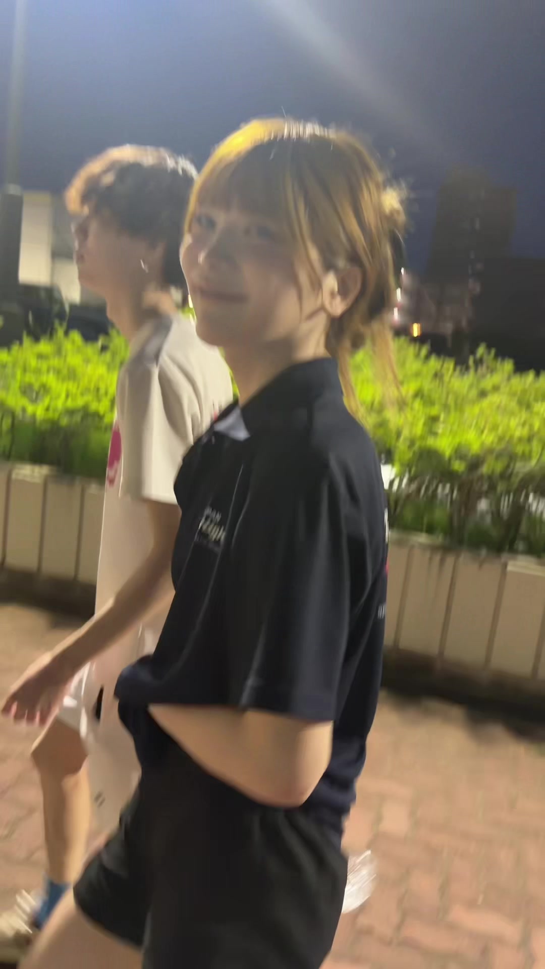 @ゆーこす
