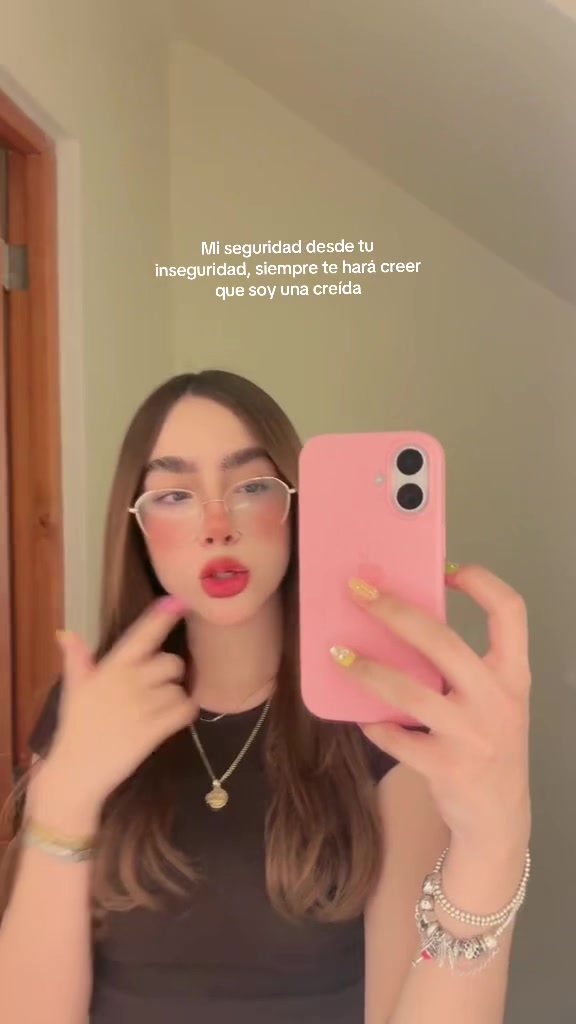 @danielamsrc