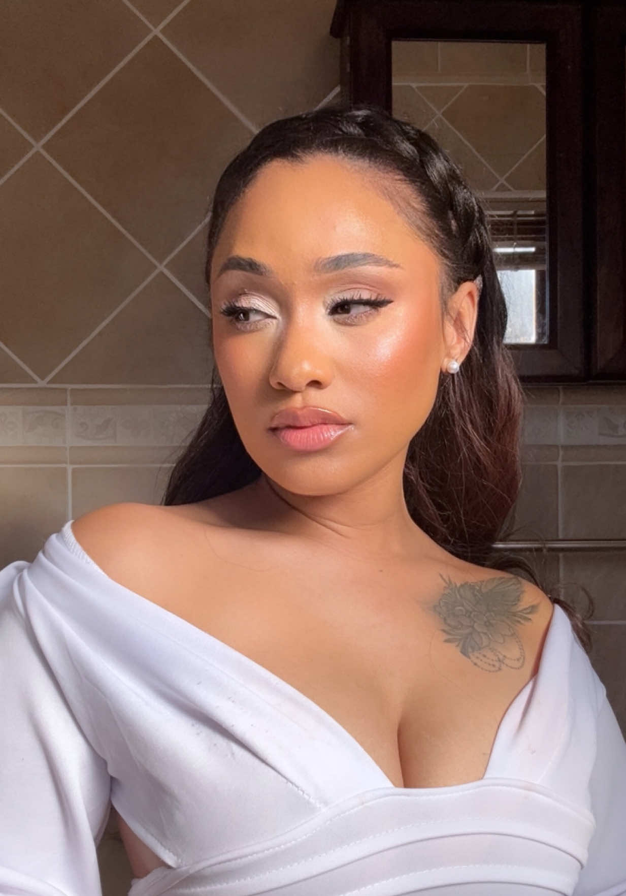 @Sam The Make-Up Artist🇿🇦