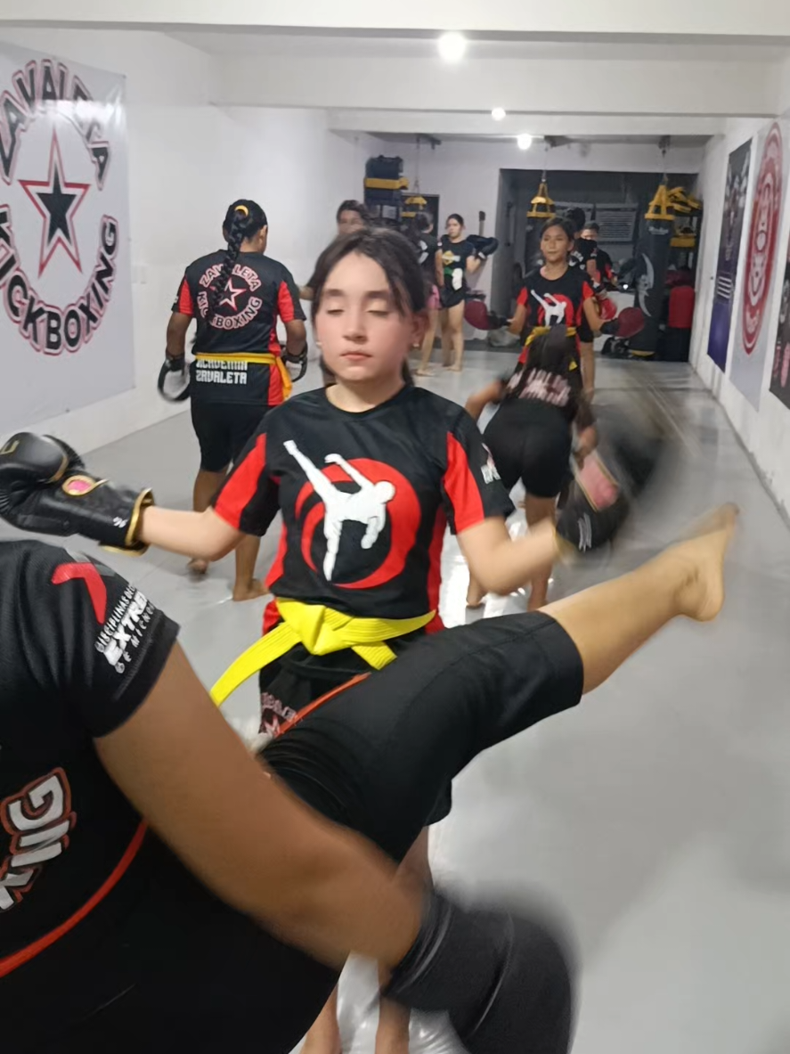 @ZavaletaKickboxing_mma