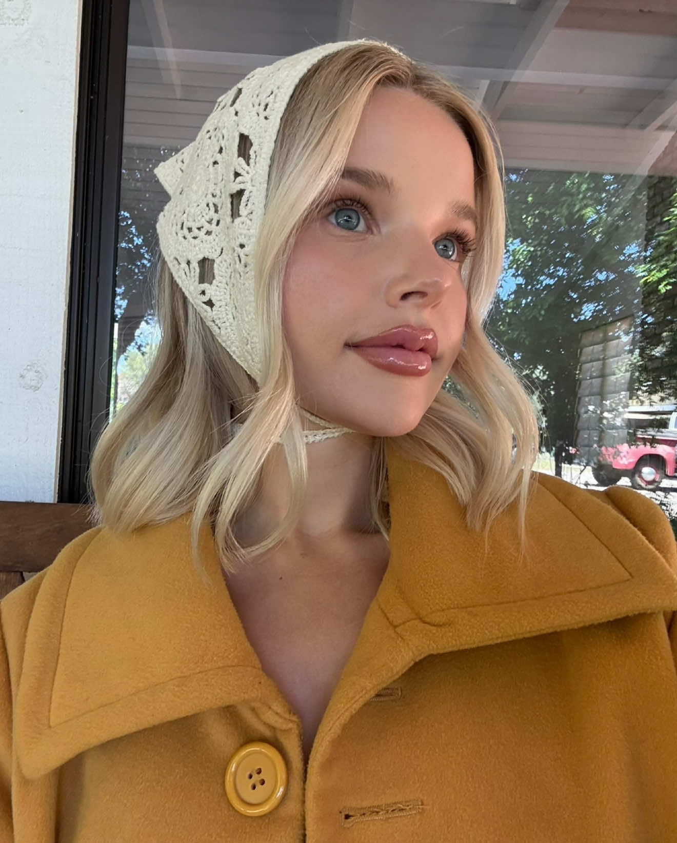 @Elle