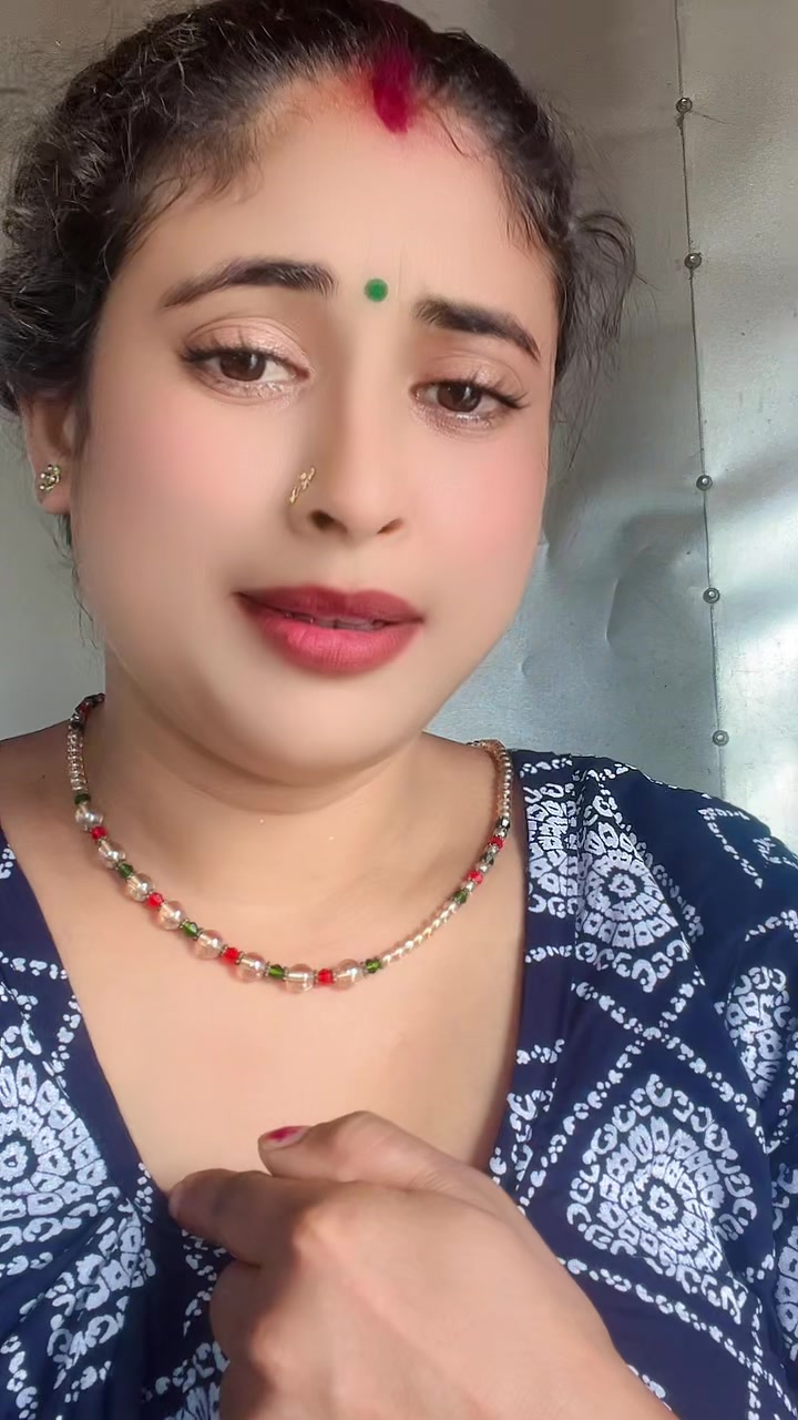 @👑 Mira shah 👑
