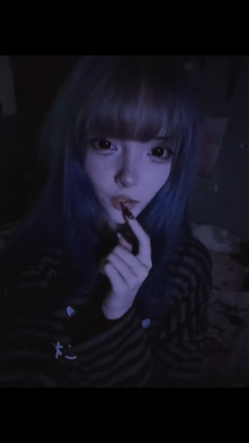 @неко𖤐