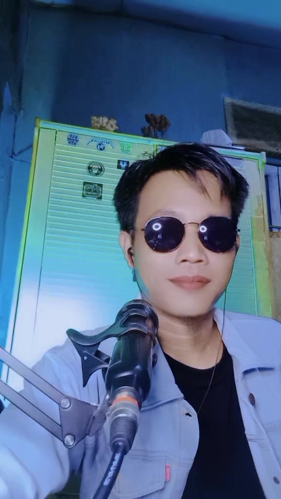 @𝐚𝐲✔