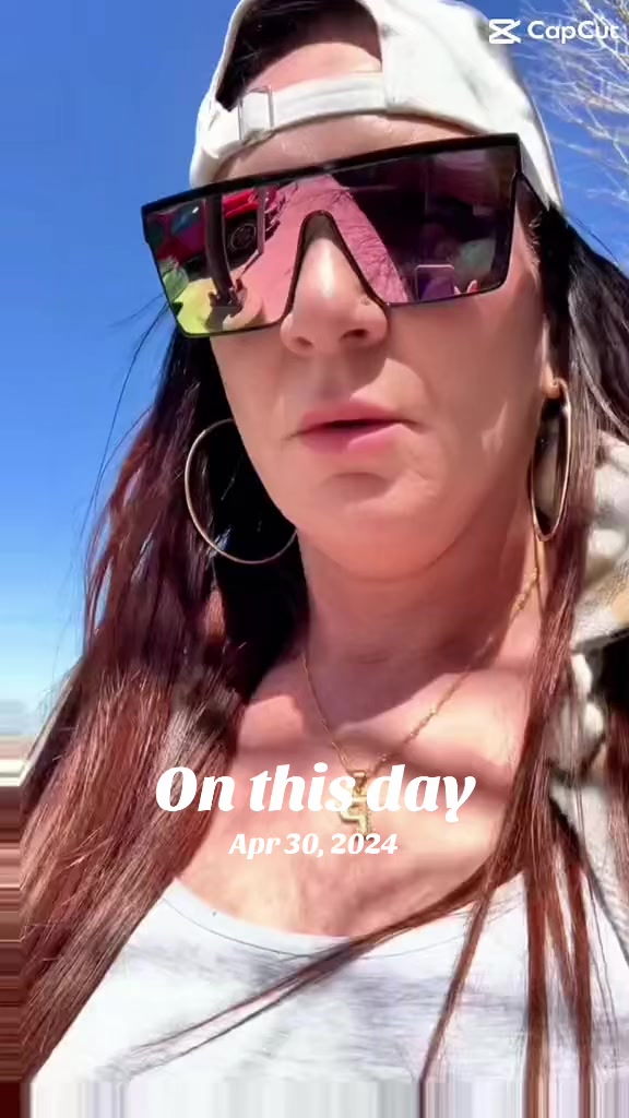 @Susielicious_1 🇨🇦