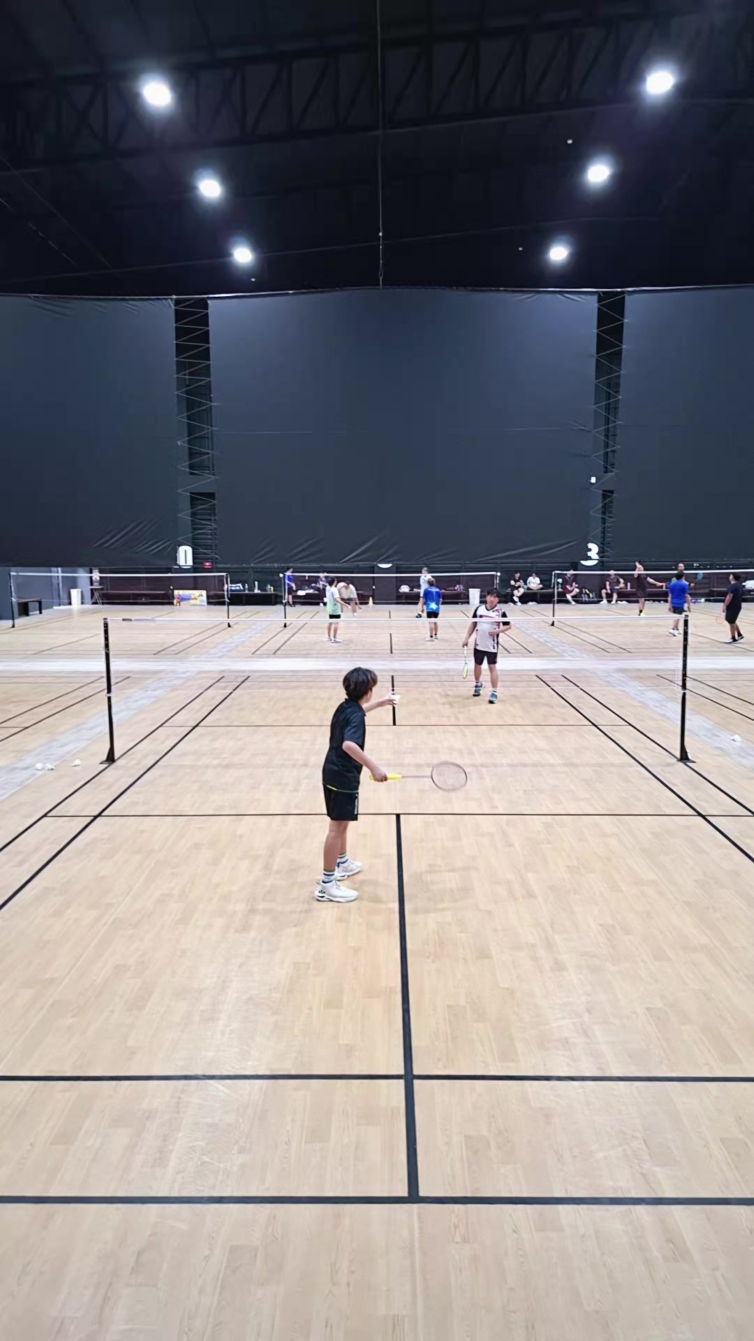 @KrutonBadminton