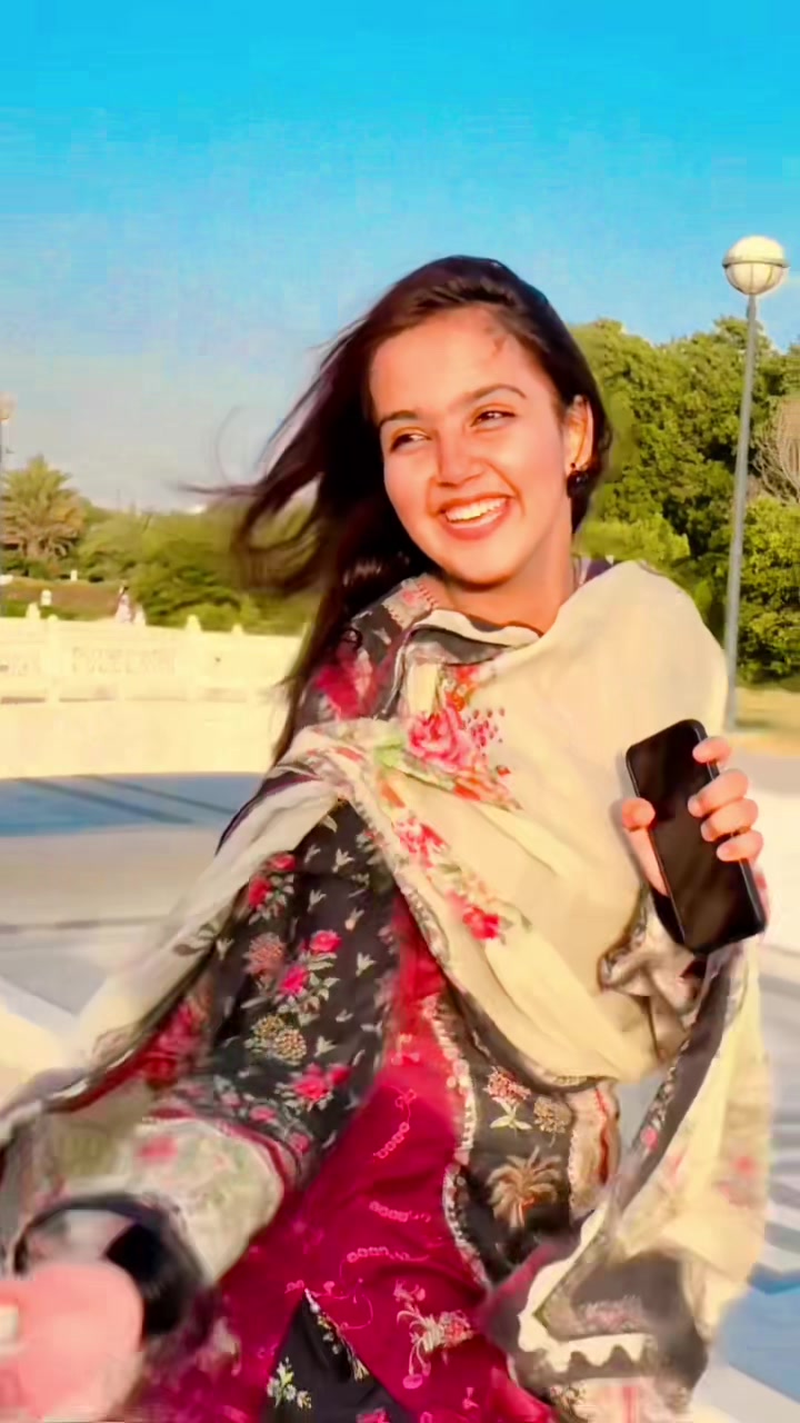 @AyeSha ShaHzadi