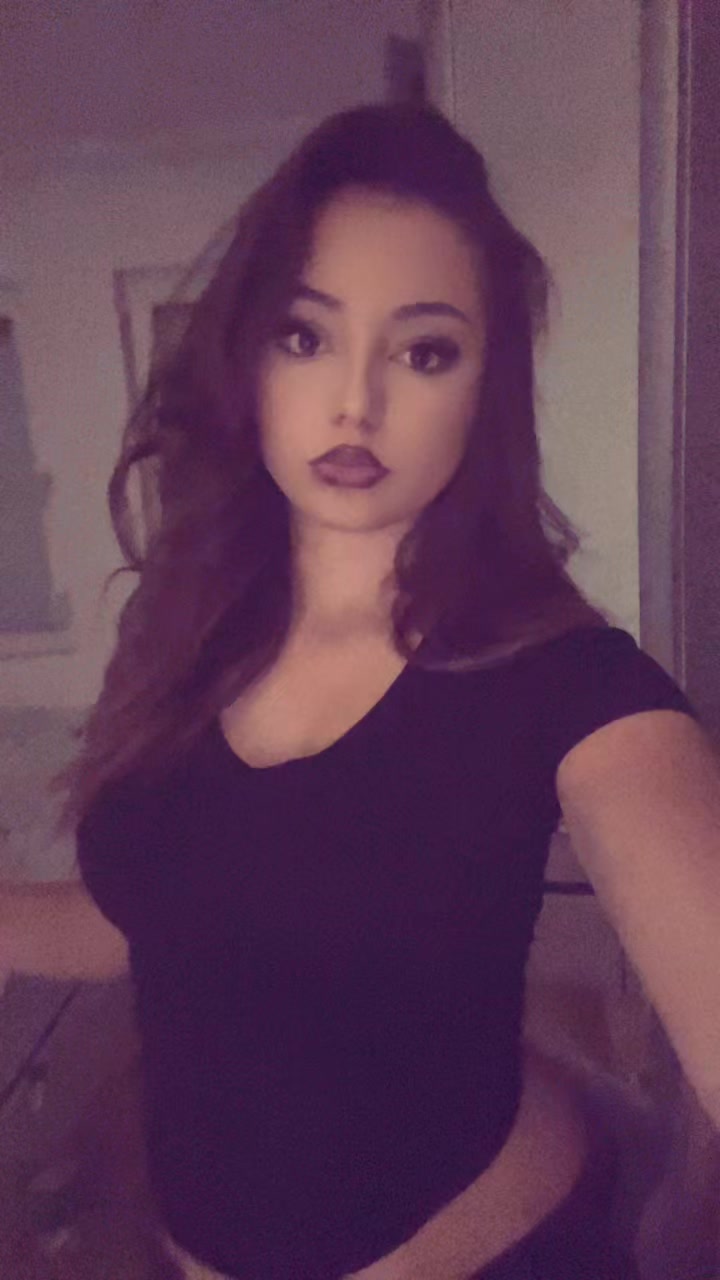 @Yllza