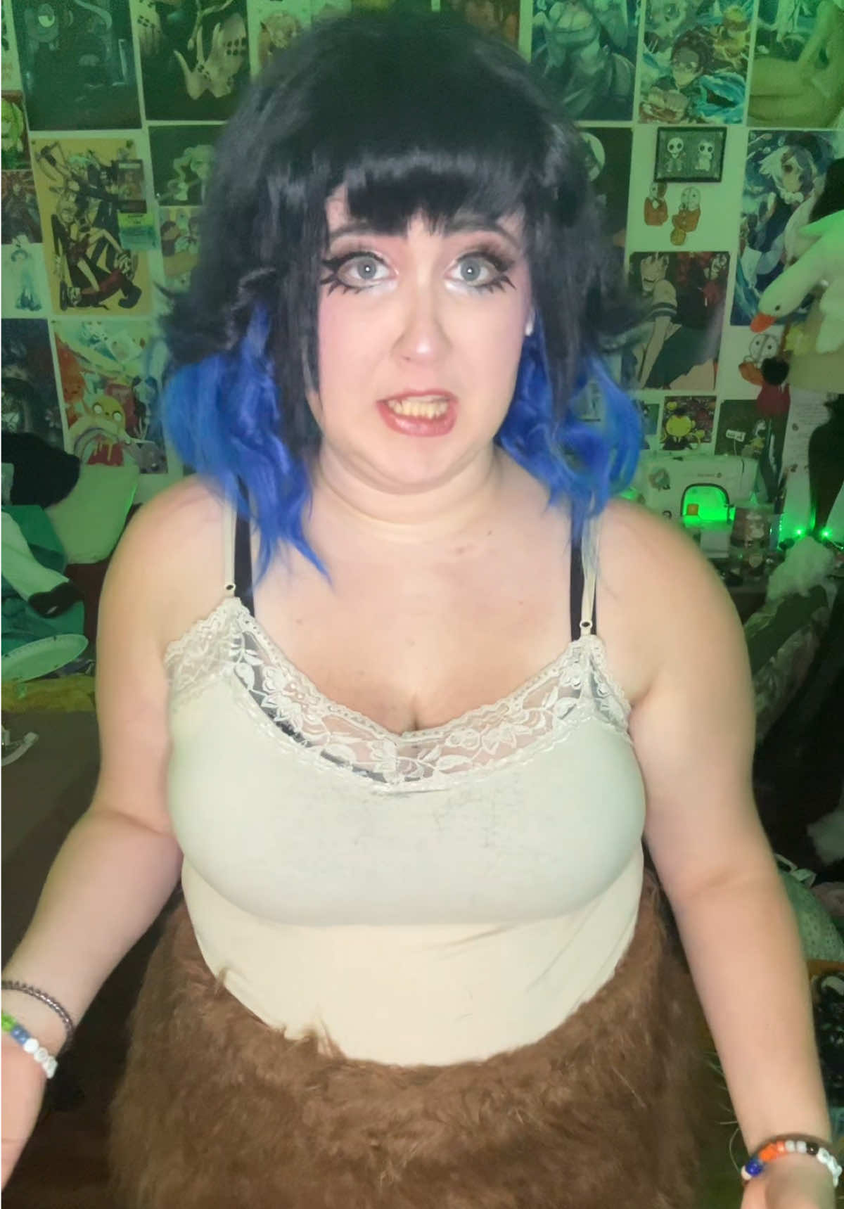 @🥸🥸Evie 🤭🤭