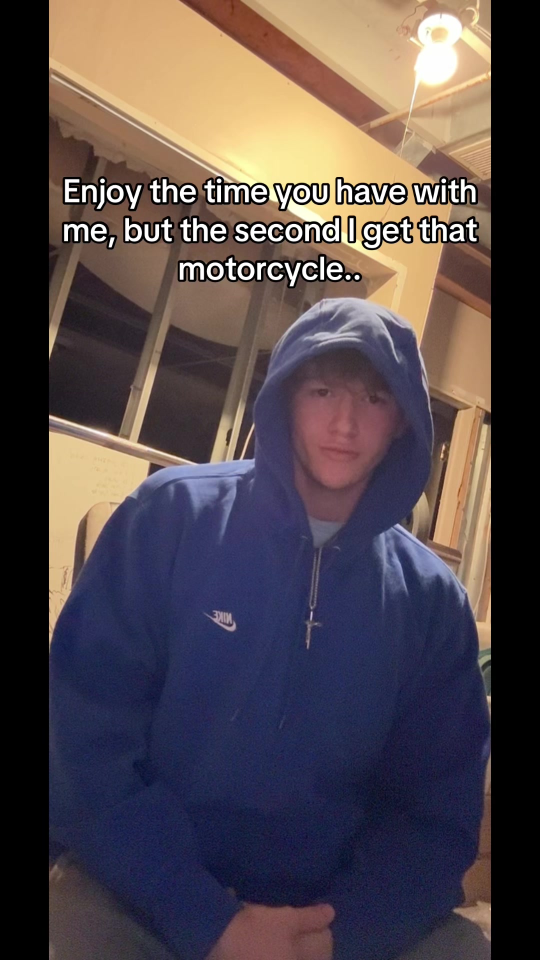 @twizzleyz