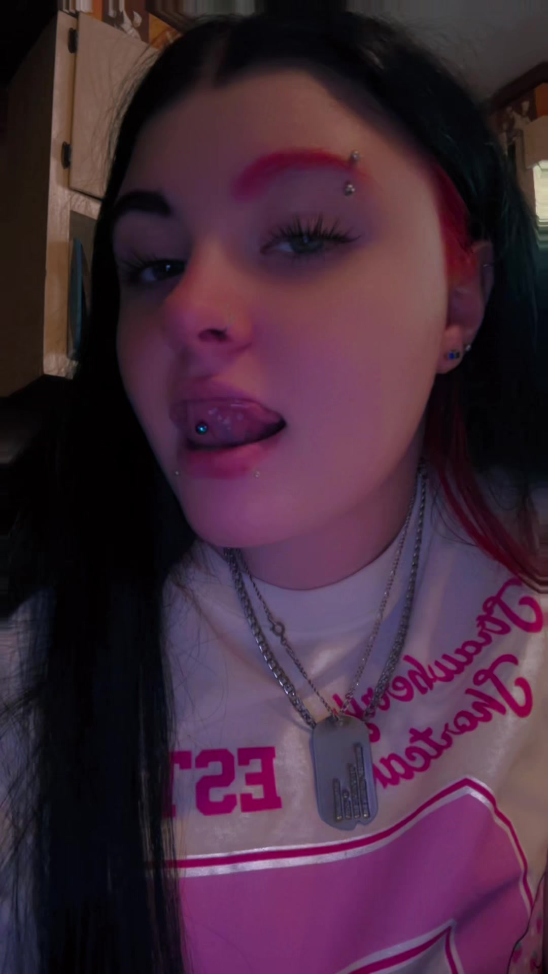 @️