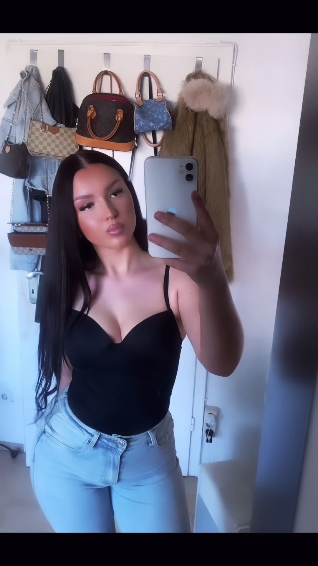 @ℳ
