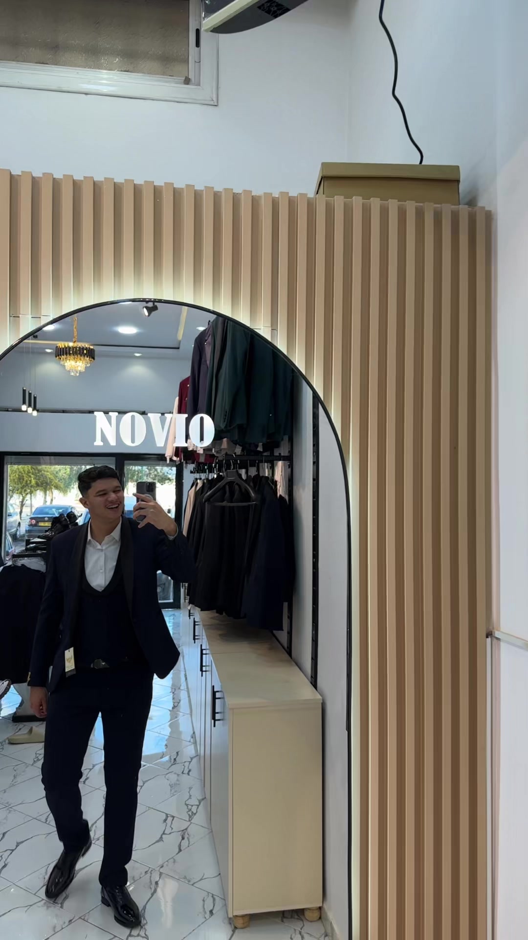 @LOCATION COSTUME NOVIO