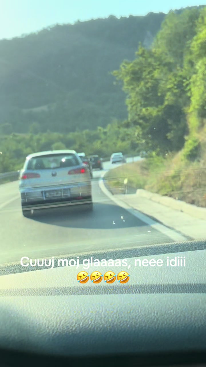 @Emina Becic (ferapuella)