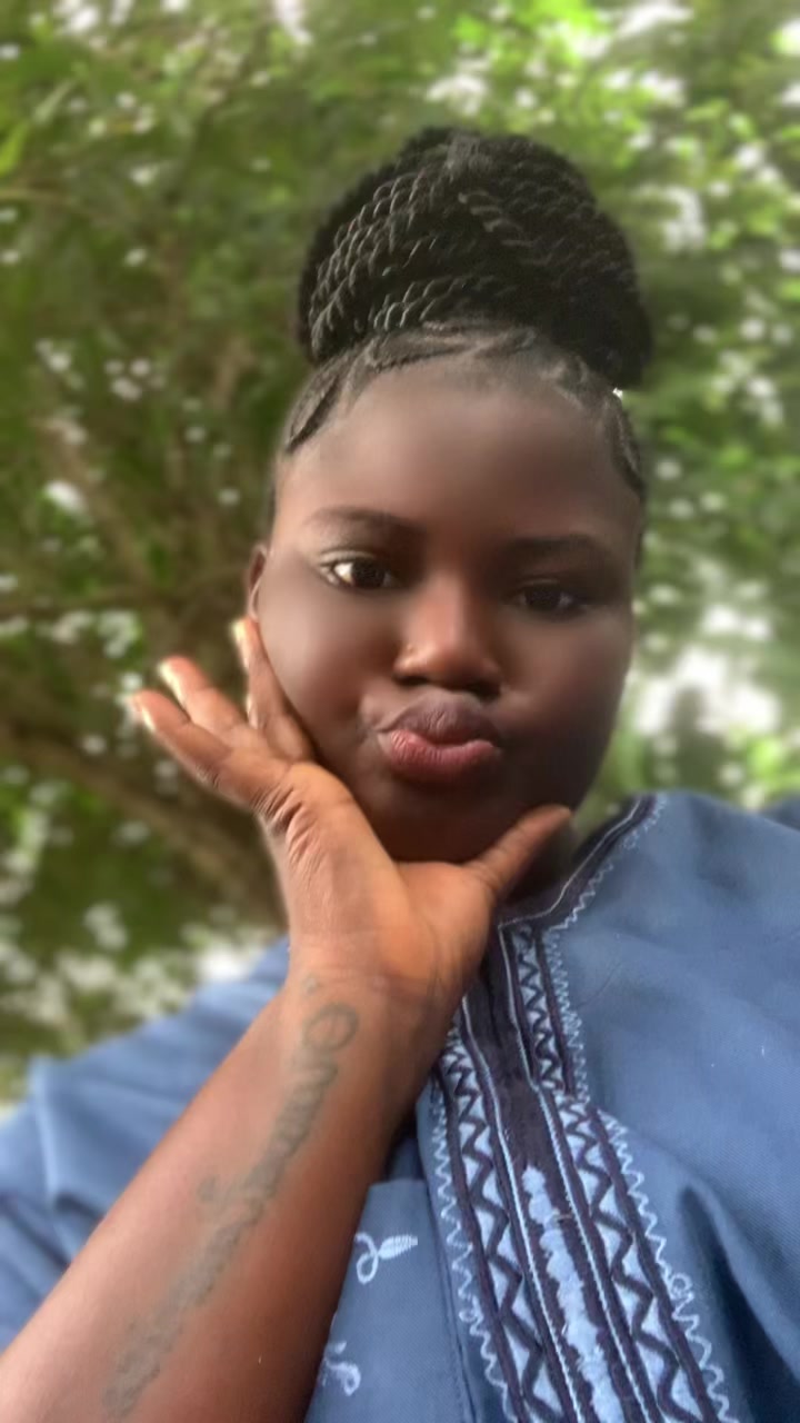 @Oluwatunmise 🤍🦜