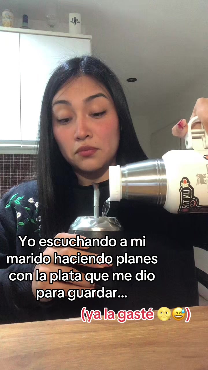@Leli 🦂 🖤