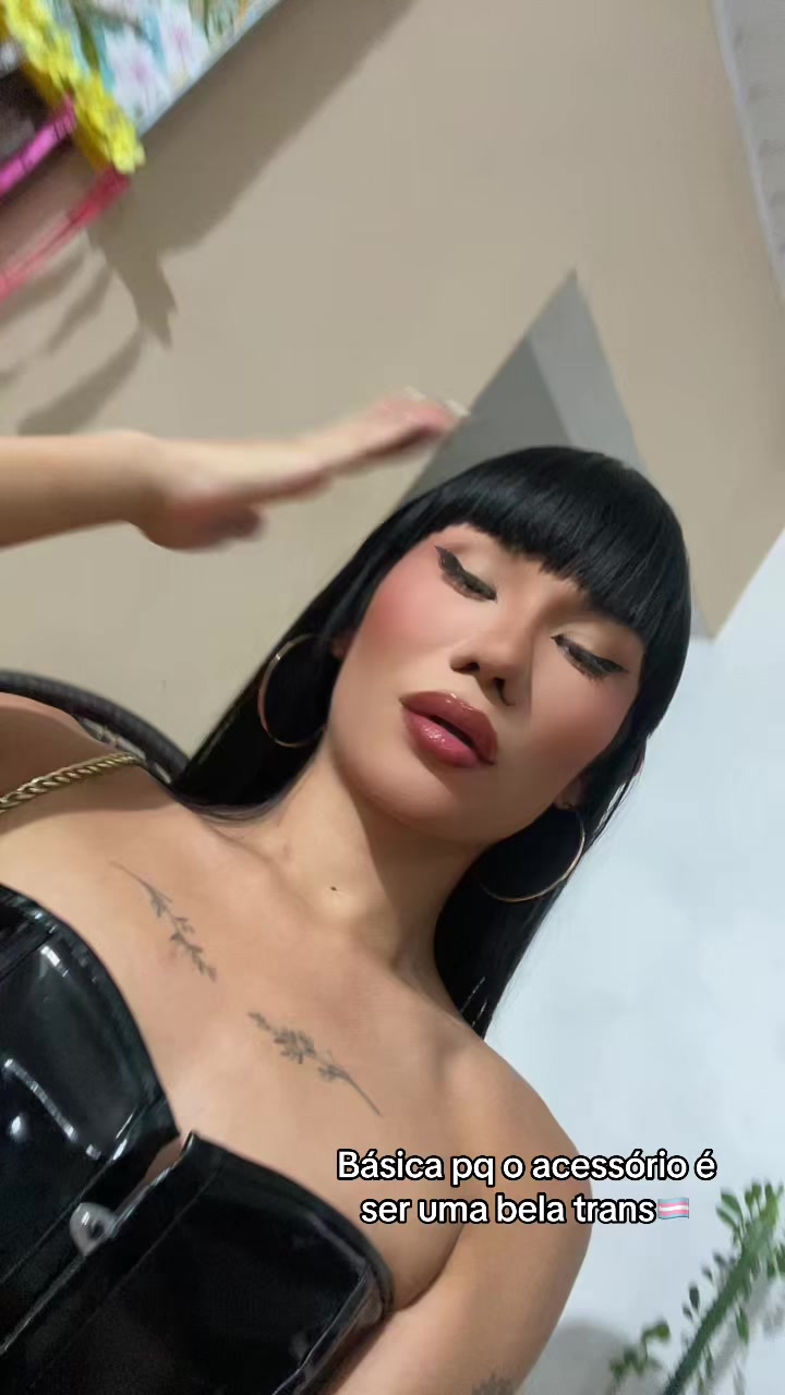 @Naomii