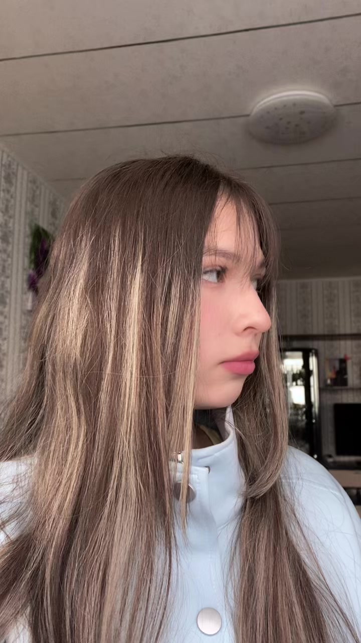 @e.m.b.i
