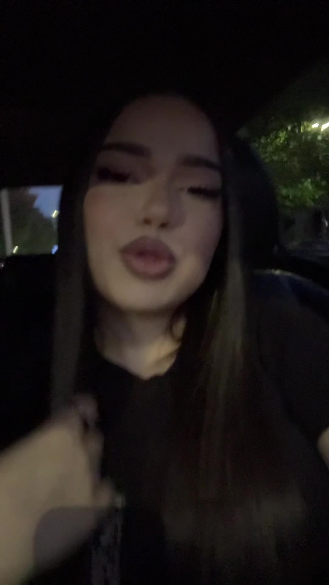 @kamilaa