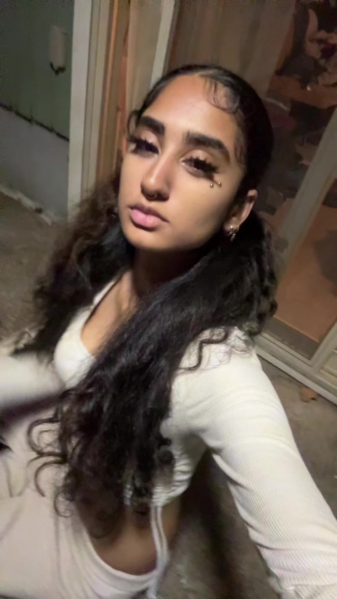 @-