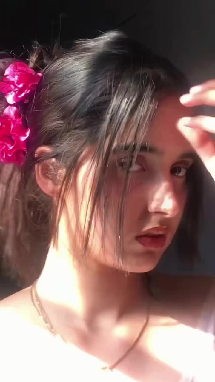 @Jiya 🦋