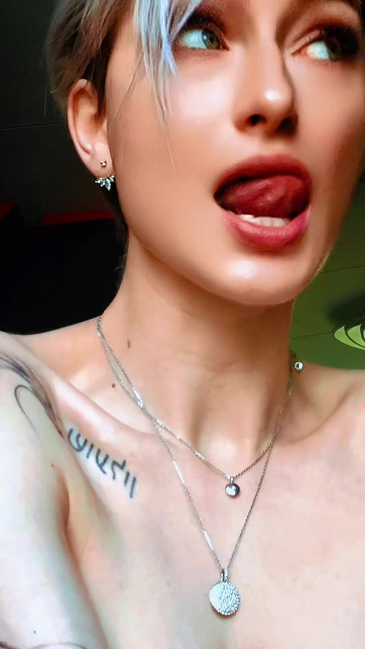 @Katarina_daks