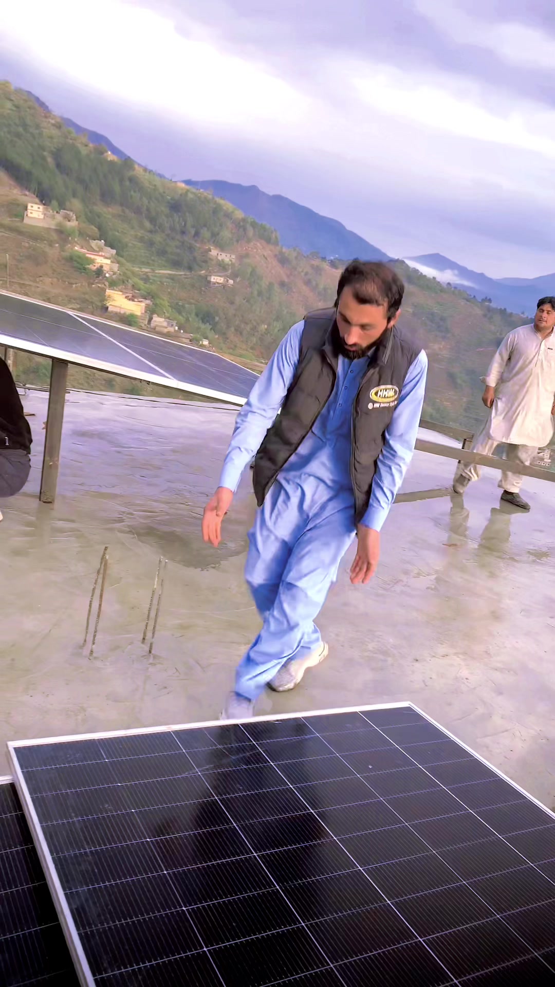 @Kamran battrey and solar. Sym