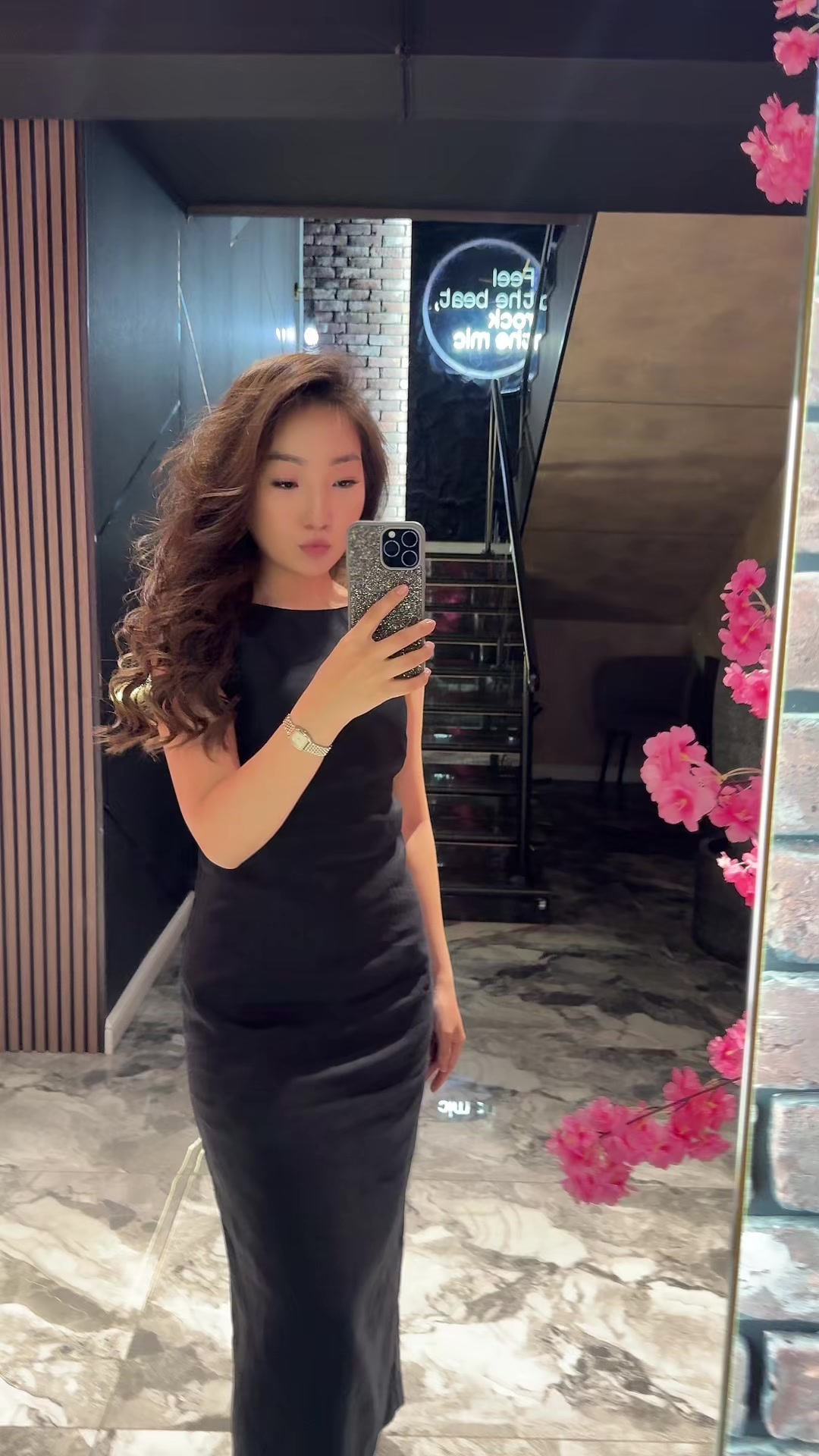 @akknurra
