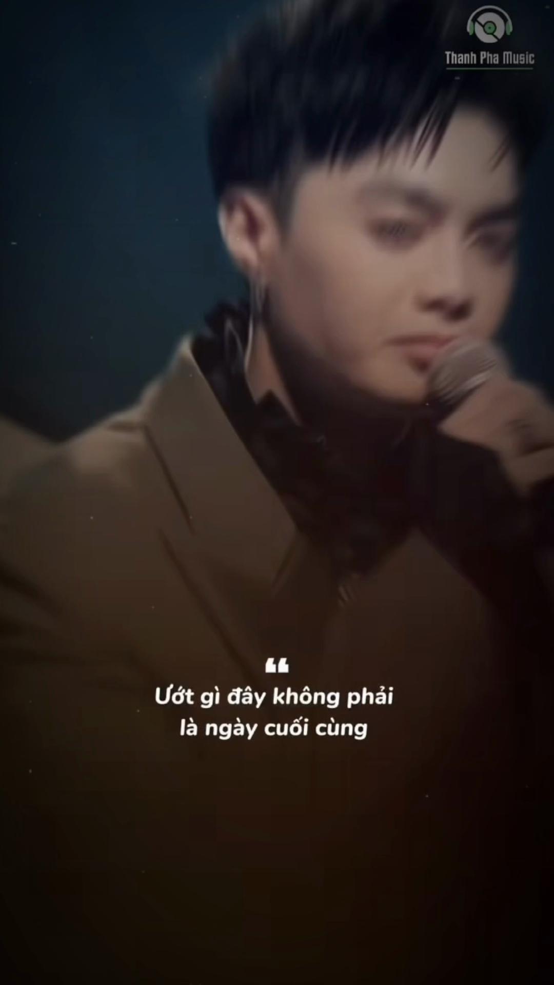 @Lân