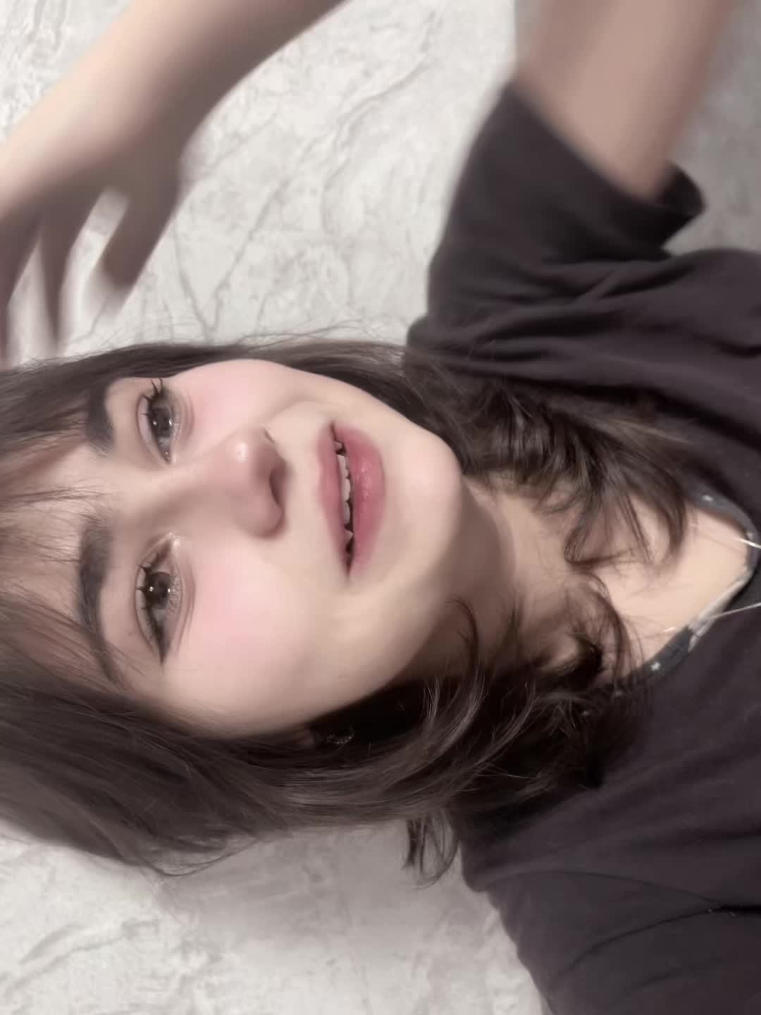 @我恨自己,我想死)