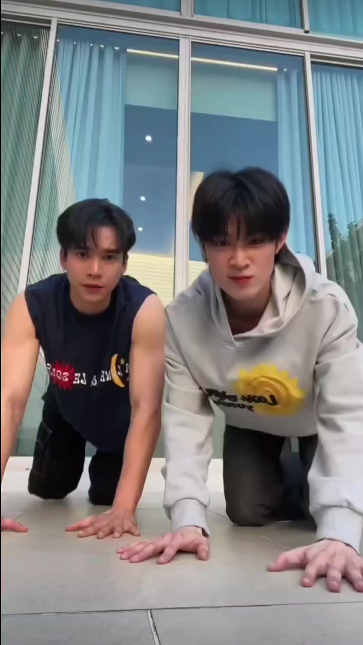 @ILONAHJEAN(อิโลนาห์ จีน )