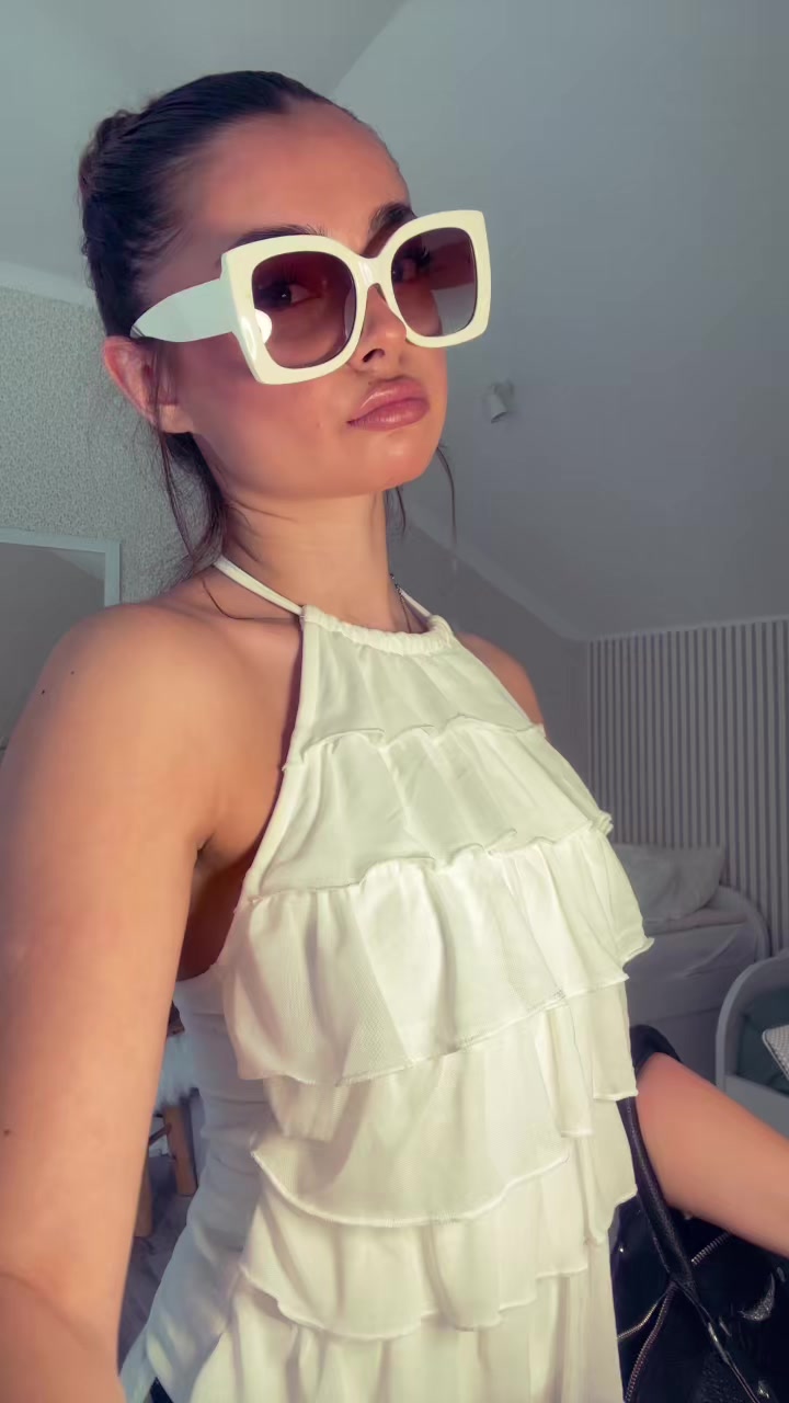 @vivi_bolt