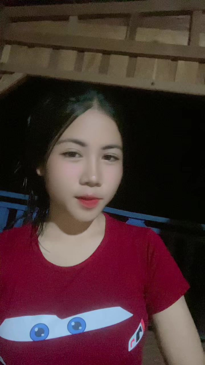 @ເດັກລາວ ສາວບ້ານປົ່ງ