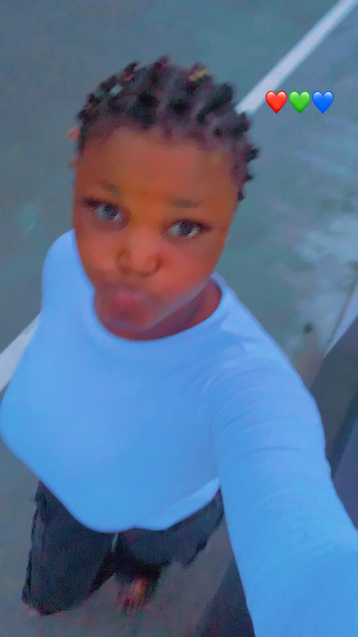 @Anikeade💕💕🥹