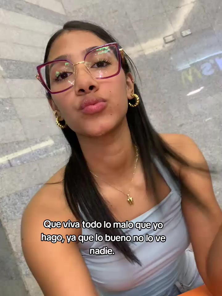 @Lili 💋🍒