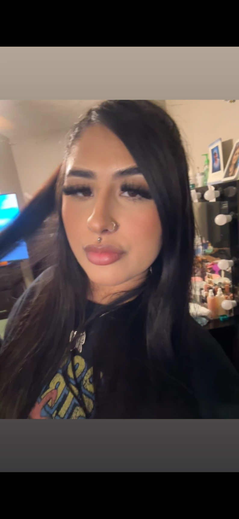 @Haley Monique🍒