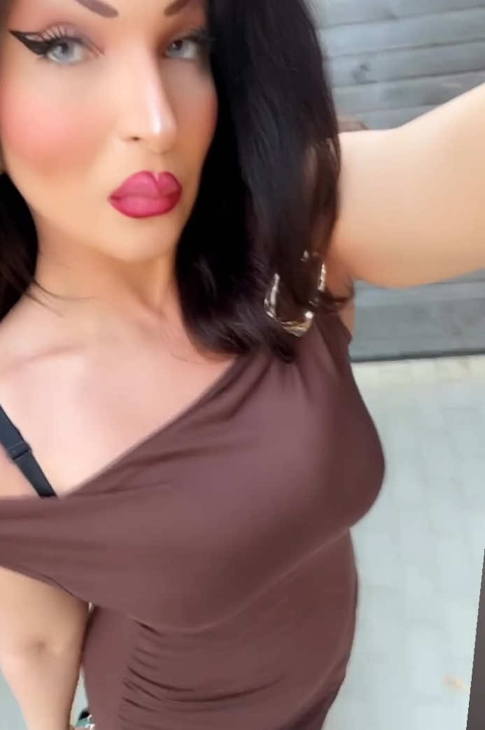 @Linda_Bens🥀