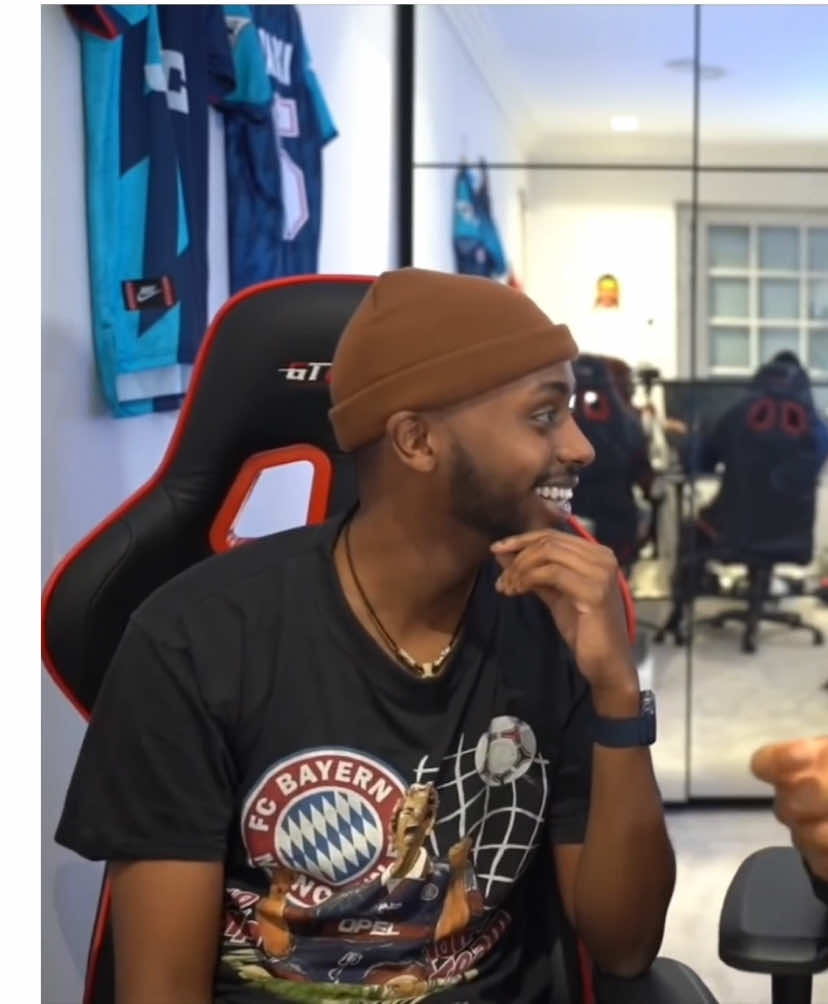 @🙈