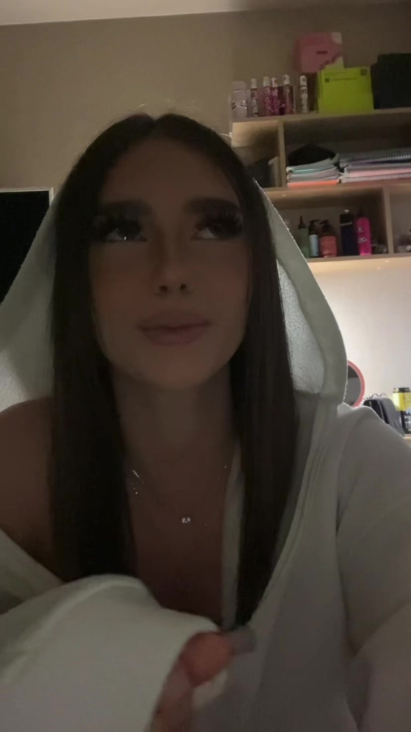 @nikaaa01