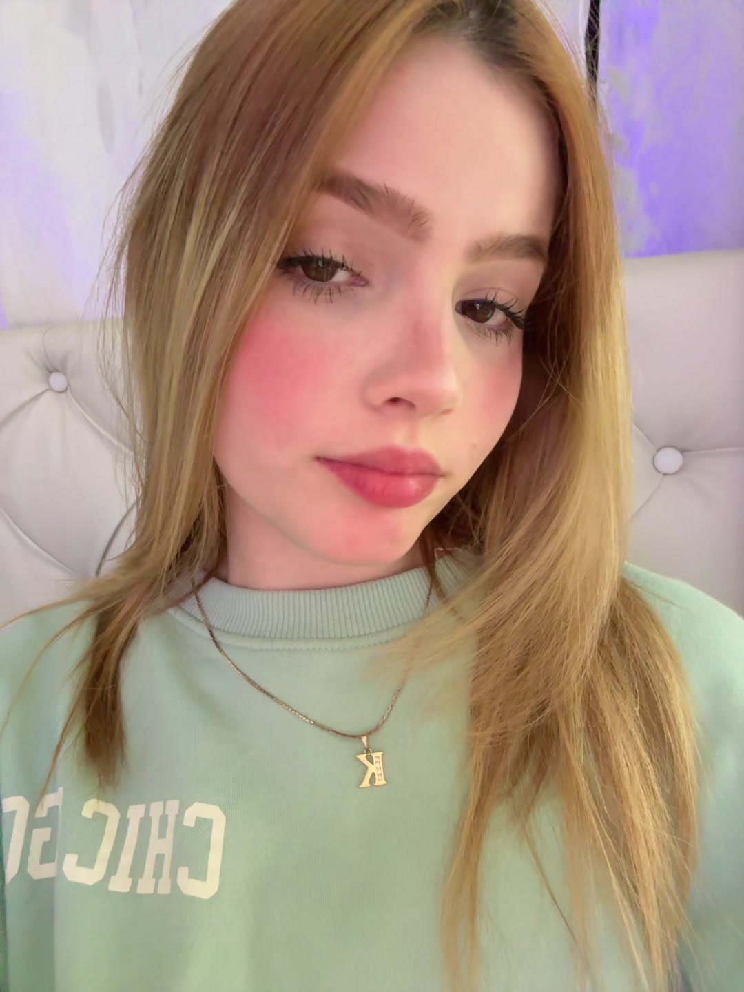 @Hily ✨