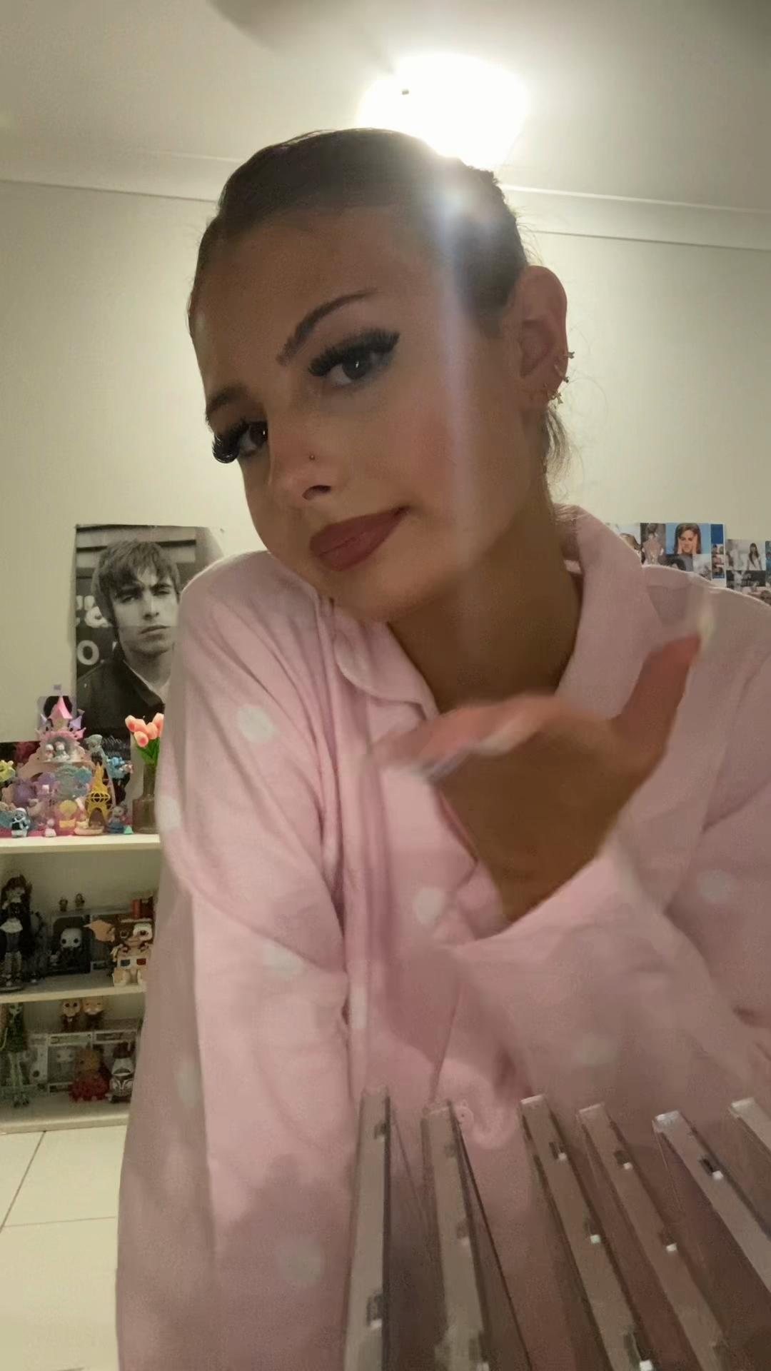 @elyssa🧁