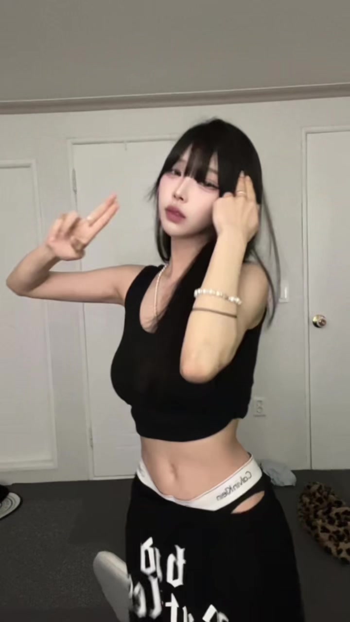 @☠️고양이집착녀☠️