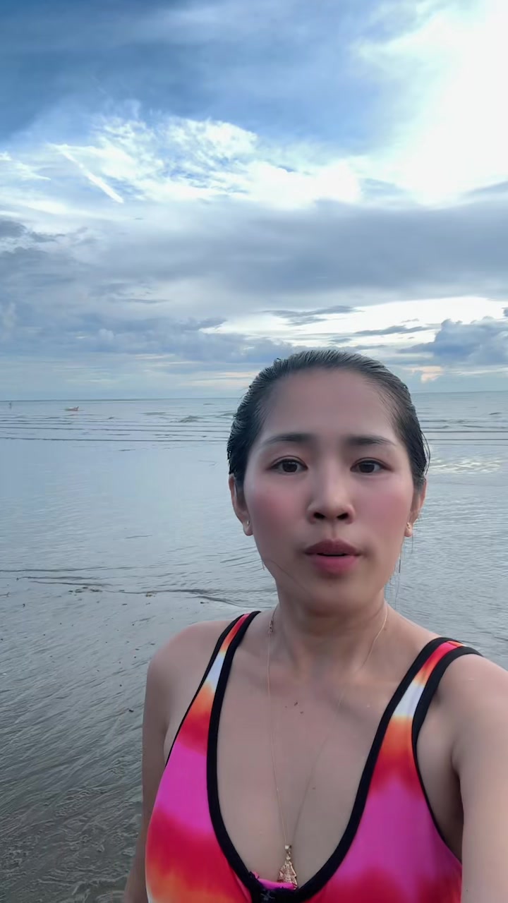 @Momai