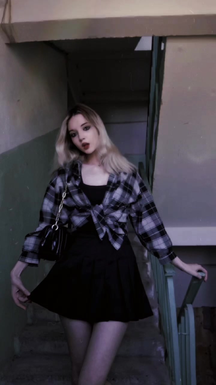 @аня🌔